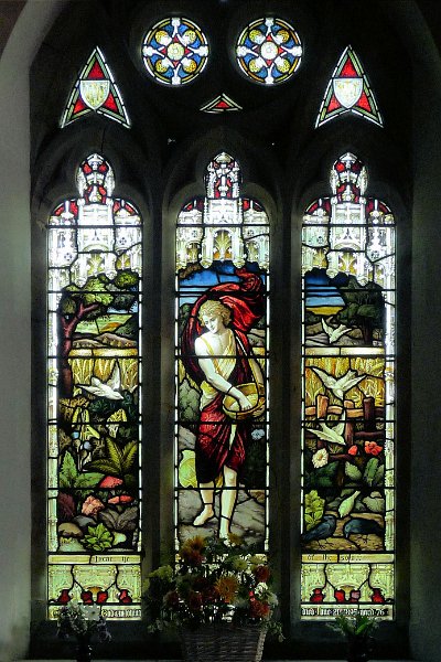 (156) Stained glass in the church of St Lawrence.JPG